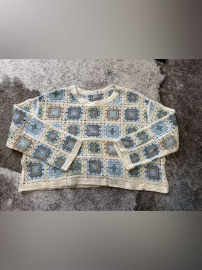 Cream Crochet Crewneck Sweater with Blue and Tan Floral Granny Squares - size TU